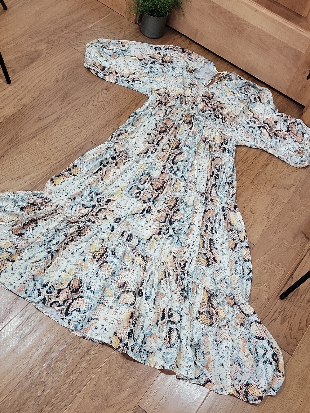 Lascana Pastel Reptile Print Maxi Dresss - Picture 10 of 16